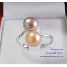 Two Tone Pearl Ring:แหวนไข่มุกแท้โทนสองสี