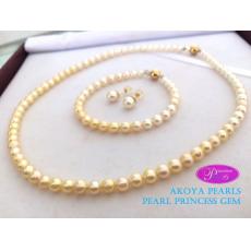 Golden to White Akoya Pearl Special Set:ชุดไข่มุกอะโกย่าแท้สีทอง/ขาว บนตัวต่อทองแท้ทุกจุด